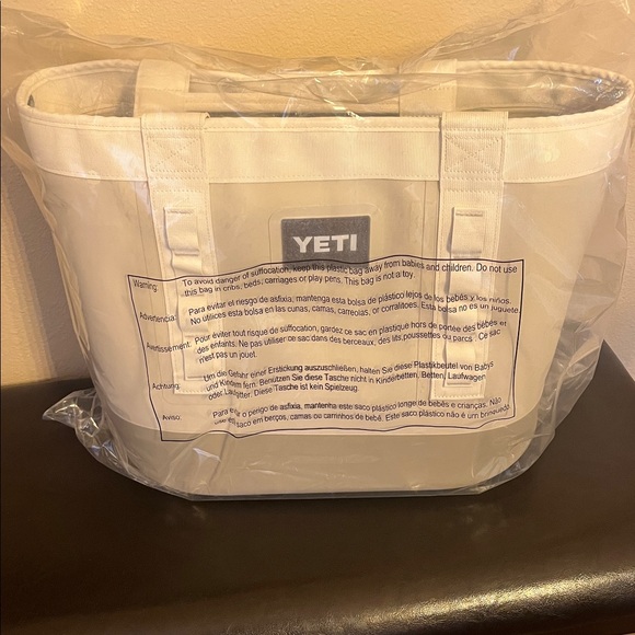 YETI Camino Carryall 35 cape taupe - Picture 2 of 2